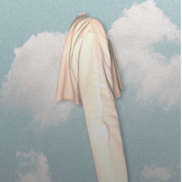 Champion Cropped Sweatshirt - Picture 4 of 8